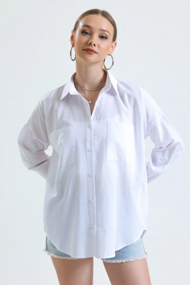 Kadın Beyaz Cepli Oversize Uzun Basic Poplin Gömlek Kadın Beyaz Cepli Oversize Uzun Basic Poplin Gömlek