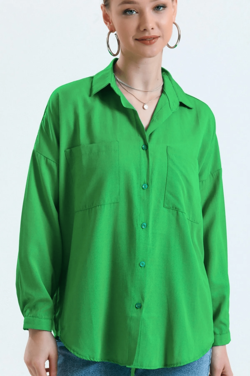 Kadın Yeşil Cepli Oversize Uzun Basic Poplin Gömlek Kadın Yeşil Cepli Oversize Uzun Basic Poplin Gömlek
